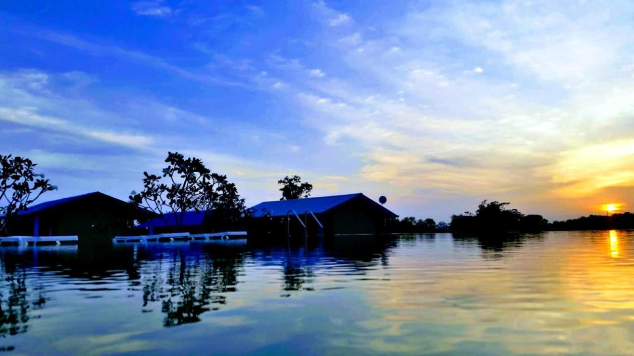 Rho Sigiriya Lake Edge Retreat Kibissa Экстерьер фото