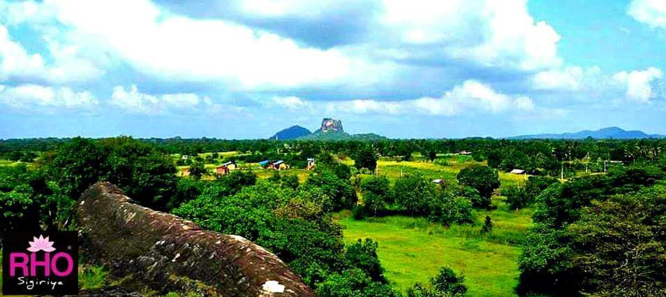 Rho Sigiriya Lake Edge Retreat Kibissa Экстерьер фото